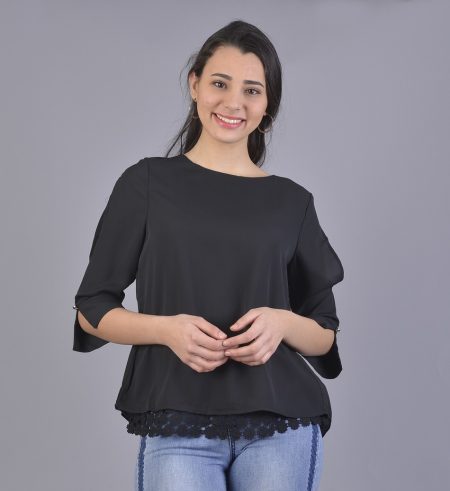 BLUSA APLICACIÓN CROCHET